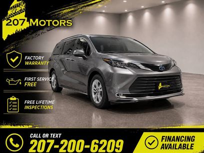 Used 2024 Toyota Sienna XLE w/ XLE Plus Package