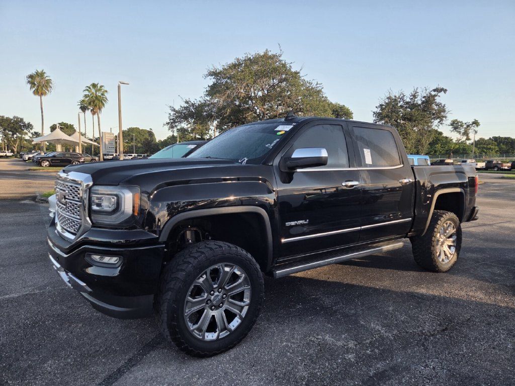 Used 2018 GMC Sierra 1500 Denali w/ Denali Ultimate Package AWD/4WD image 3