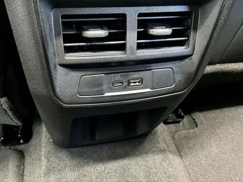 Used 2024 Chevrolet Colorado LT w/ LT Convenience Package III image 17