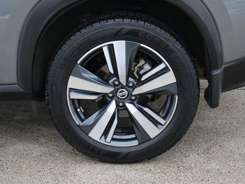 Used 2021 Nissan Rogue SL w/ Premium Package image 29