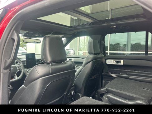 Used 2020 Ford Explorer ST w/ ST Street Pack image 4