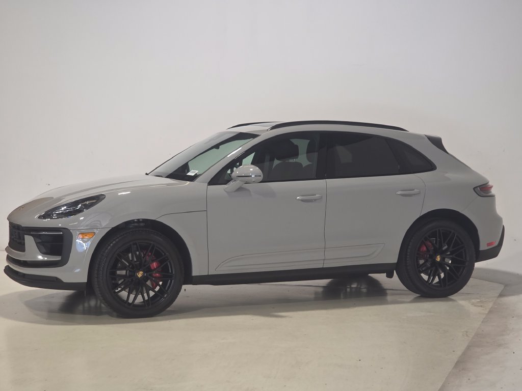 Certified 2026 Porsche Macan S AWD/4WD image 3