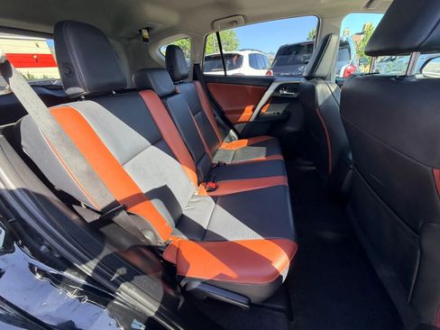 Used 2015 Toyota RAV4 Limited AWD/4WD image 21