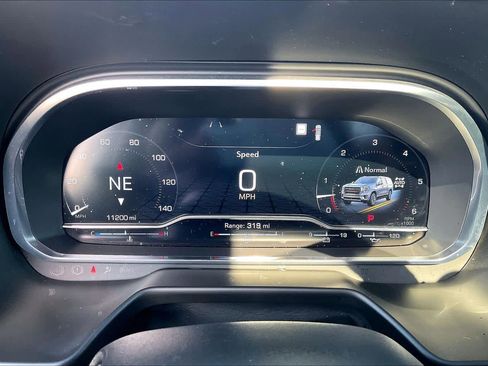 Used 2023 GMC Yukon XL AT4 w/ AT4 Premium Plus Package image 25