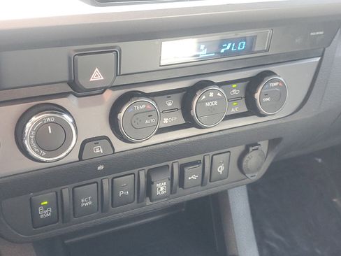 Used 2023 Toyota Tacoma TRD Sport w/ Advanced Technology Package image 26