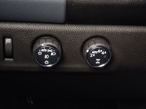 Used 2022 Chevrolet Colorado Z71 image 25