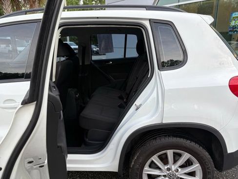 Used 2018 Volkswagen Tiguan Limited w/ Premium Package FWD image 24