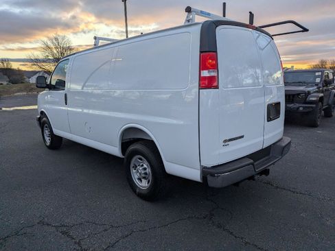New 2025 Chevrolet Express 3500 w/ Driver Convenience Package RWD image 12