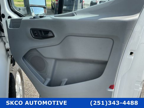Used 2016 Ford Transit 250 130 Low Roof RWD image 12
