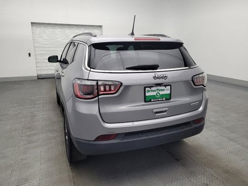Used 2020 Jeep Compass Latitude image 6