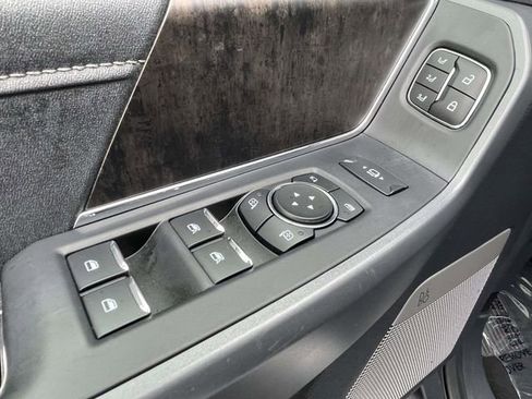 Used 2024 Ford F250 Lariat w/ Lariat Ultimate Package AWD/4WD image 14