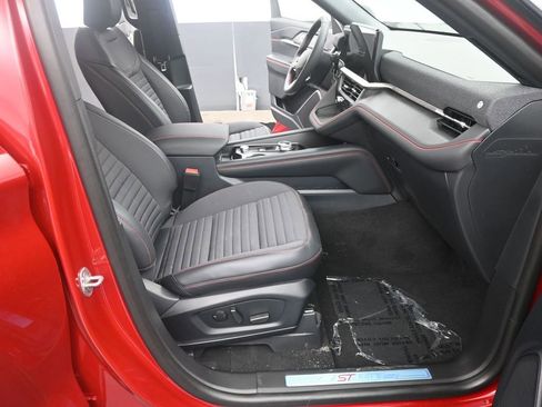 New 2026 Ford Explorer ST-Line RWD image 6