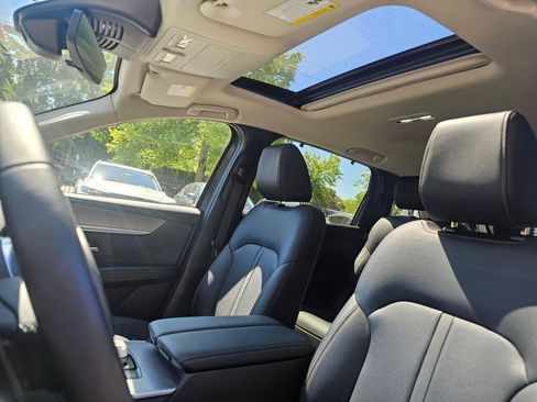Certified 2024 MAZDA CX-90 Plug-In Hybrid w/ Preferred AWD/4WD image 23