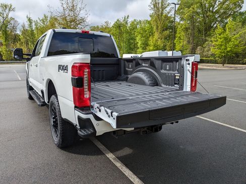 New 2025 Ford F250 Lariat w/ Lariat Ultimate Package image 35