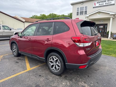 Used 2020 Subaru Forester Premium w/ Popular Package #1 AWD/4WD image 8