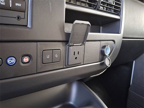 New 2025 Chevrolet Express 3500 LS image 15