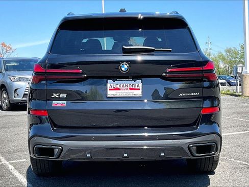 Used 2026 BMW X5 xDrive40i w/ M Sport Package image 4