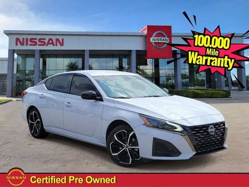 Certified 2024 Nissan Altima 2.5 SR FWD image 1