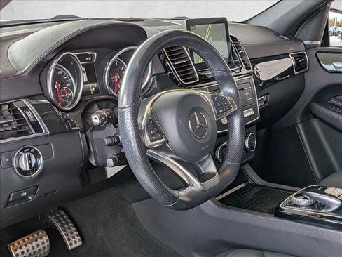 Used 2017 Mercedes-Benz GLE 43 AMG 4MATIC image 9