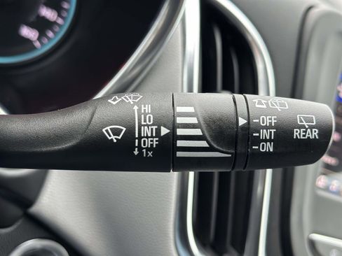 Certified 2024 Chevrolet Equinox LS w/ LS Convenience Package image 17