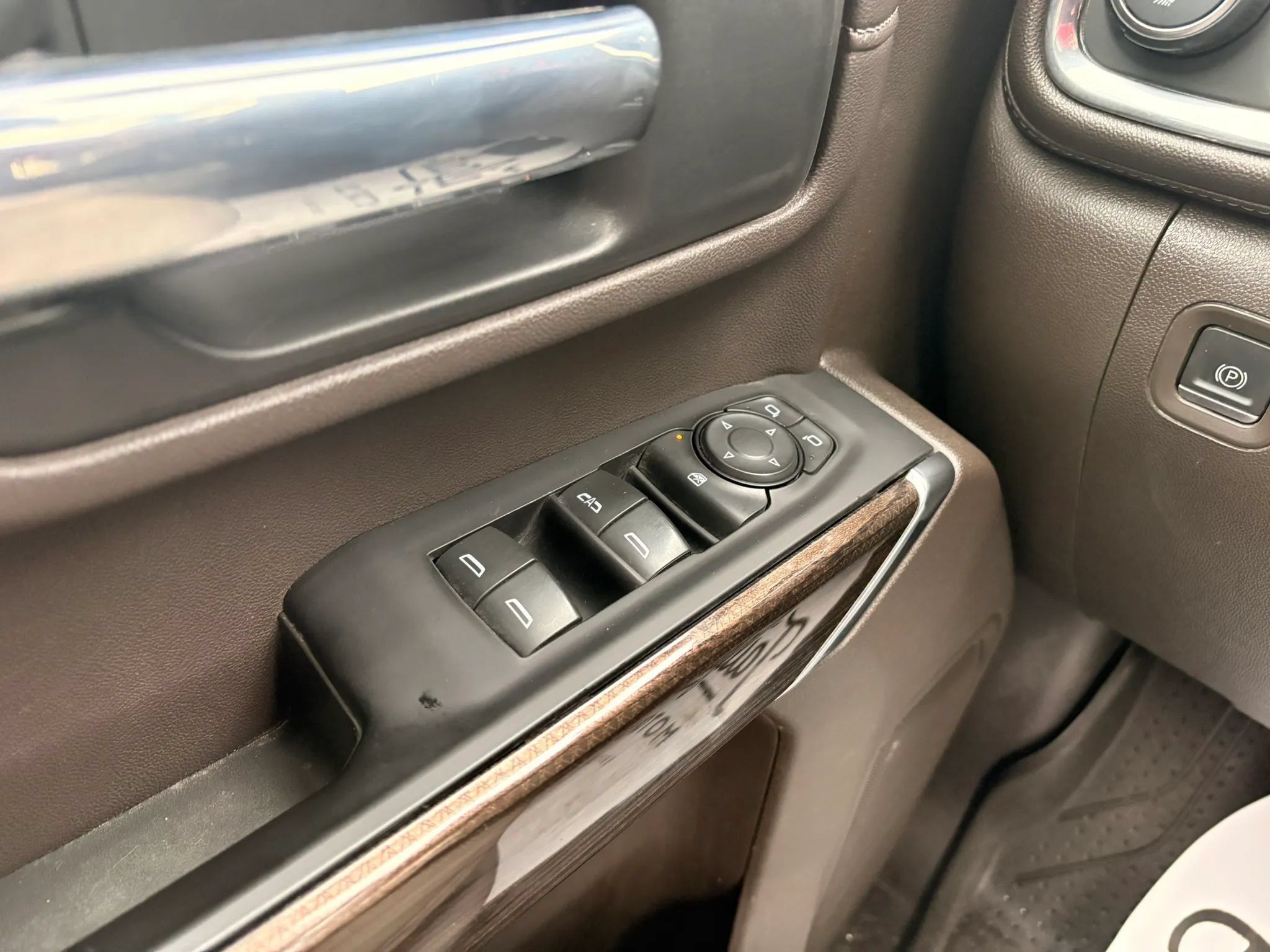 Used 2023 Chevrolet Silverado 2500 LT w/ Convenience Package AWD/4WD image 27