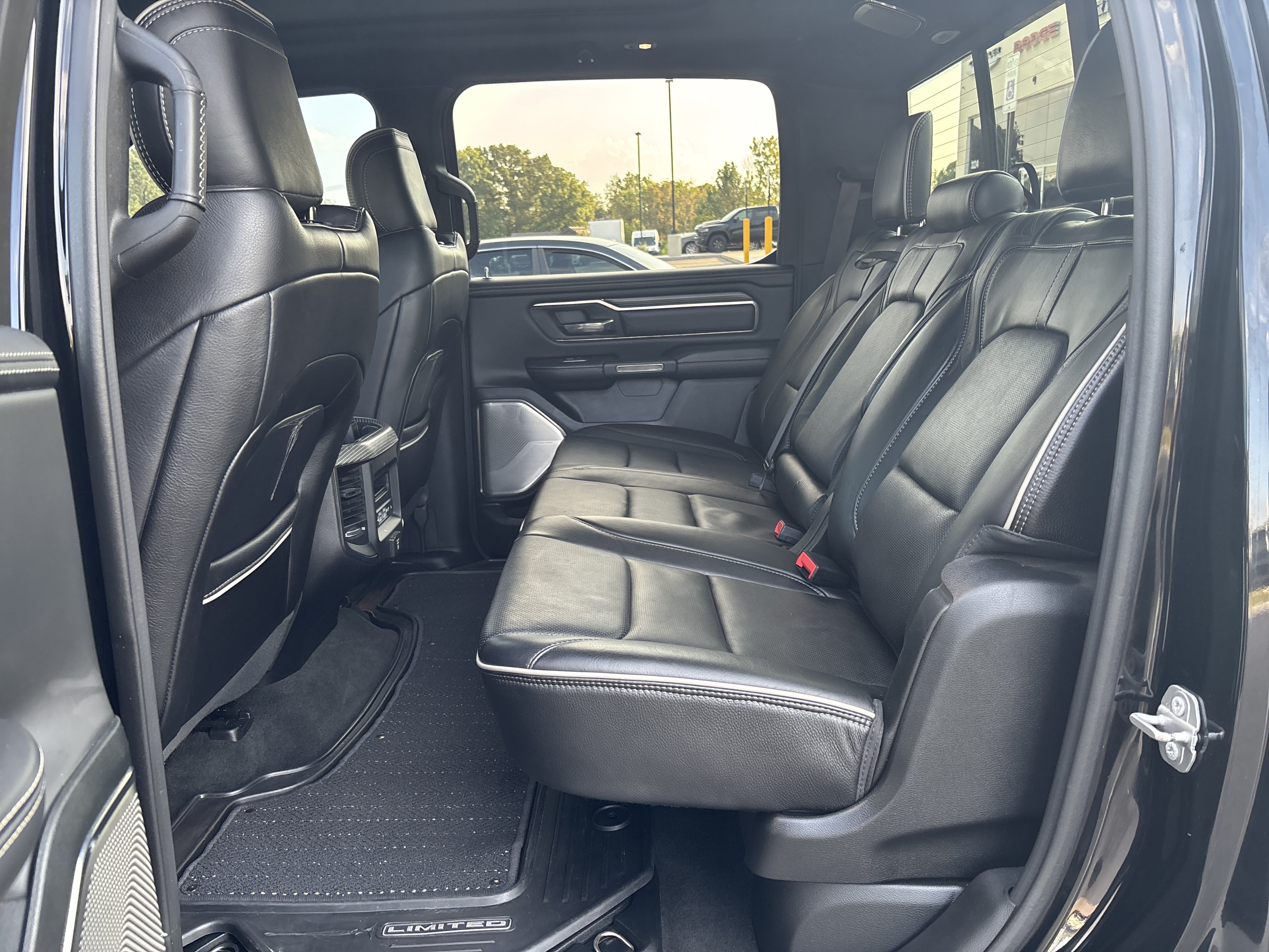 Used 2020 RAM 1500 Limited AWD/4WD image 37