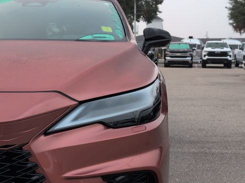 Used 2024 Lexus RX 500h F Sport image 34