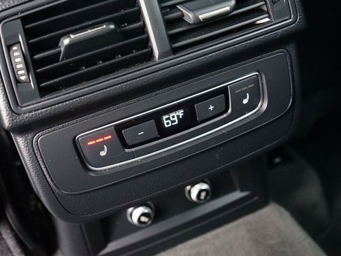 Used 2018 Audi Q7 3.0T Premium Plus w/ Premium Plus Package image 19