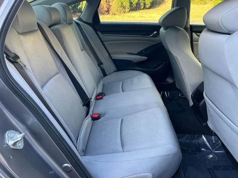 Used 2019 Honda Accord LX image 17