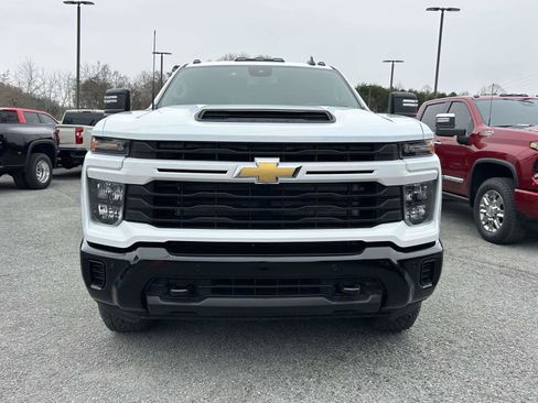 New 2026 Chevrolet Silverado 2500 Custom image 8