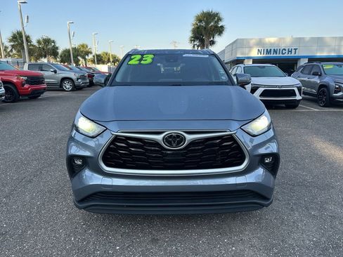 Used 2023 Toyota Highlander XLE image 11