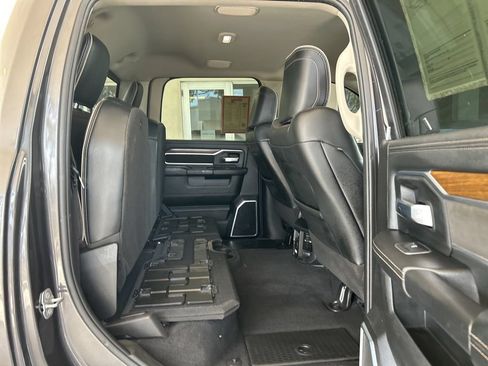 Used 2024 RAM 2500 Laramie w/ Safety Group AWD/4WD image 30