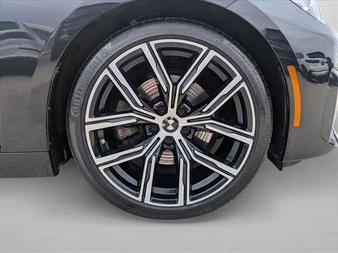 Used 2023 BMW 230i Coupe w/ Premium Package image 24