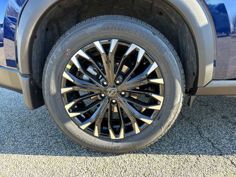 New 2026 Nissan Rogue SV image 17