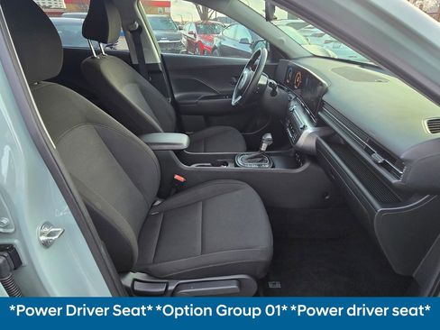 Certified 2024 Hyundai Kona SEL image 8