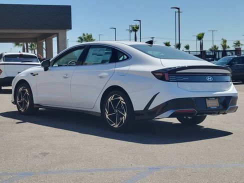 New 2026 Hyundai Sonata SEL FWD image 3