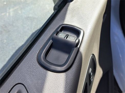 Used 2021 Ford Transit 150 Medium Roof image 22