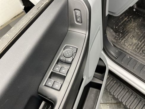 New 2026 Ford F250 XL w/ XL Chrome Package image 9