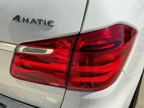 Used 2016 Mercedes-Benz GL 450 4MATIC image 18
