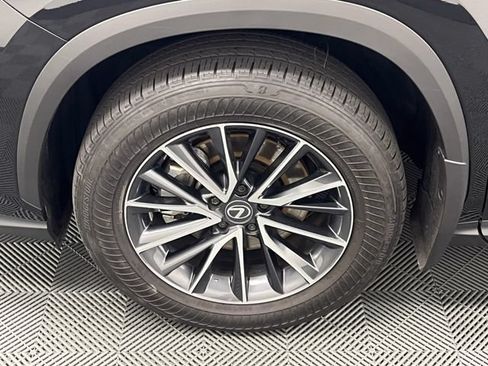 Certified 2025 Lexus NX 250 FWD image 22