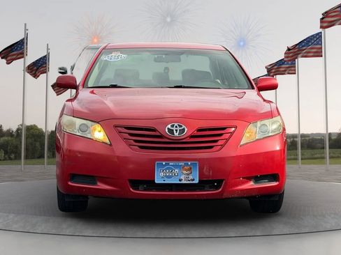 Used 2007 Toyota Camry LE image 2