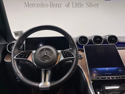 Used 2025 Mercedes-Benz C 300 4MATIC Sedan image 30