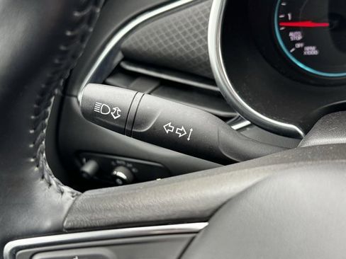 Used 2018 Chevrolet Malibu LT image 23