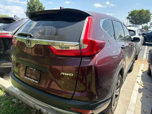Used 2018 Honda CR-V LX image 3