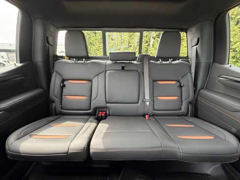 New 2026 GMC Sierra 1500 AT4 w/ AT4 Preferred Package AWD/4WD image 3