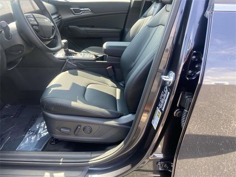 New 2026 Kia Sportage EX image 11