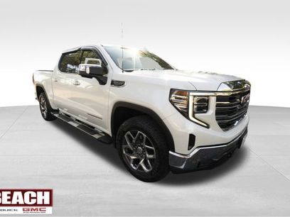 Used 2022 GMC Sierra 1500 SLT w/ SLT Convenience Package