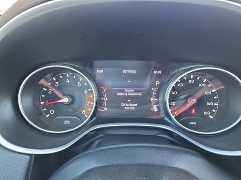 Used 2019 Jeep Compass Limited image 17