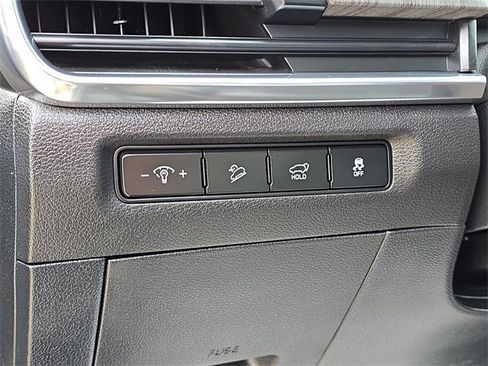 Used 2023 Kia Telluride AWD image 8