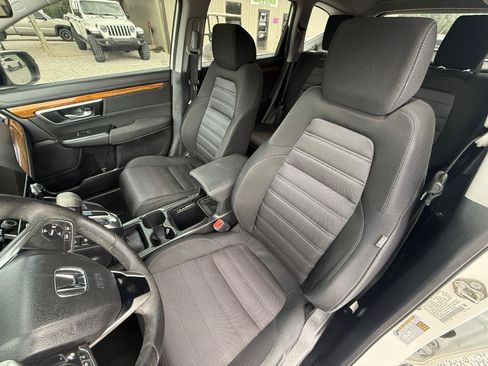 Used 2018 Honda CR-V EX image 4
